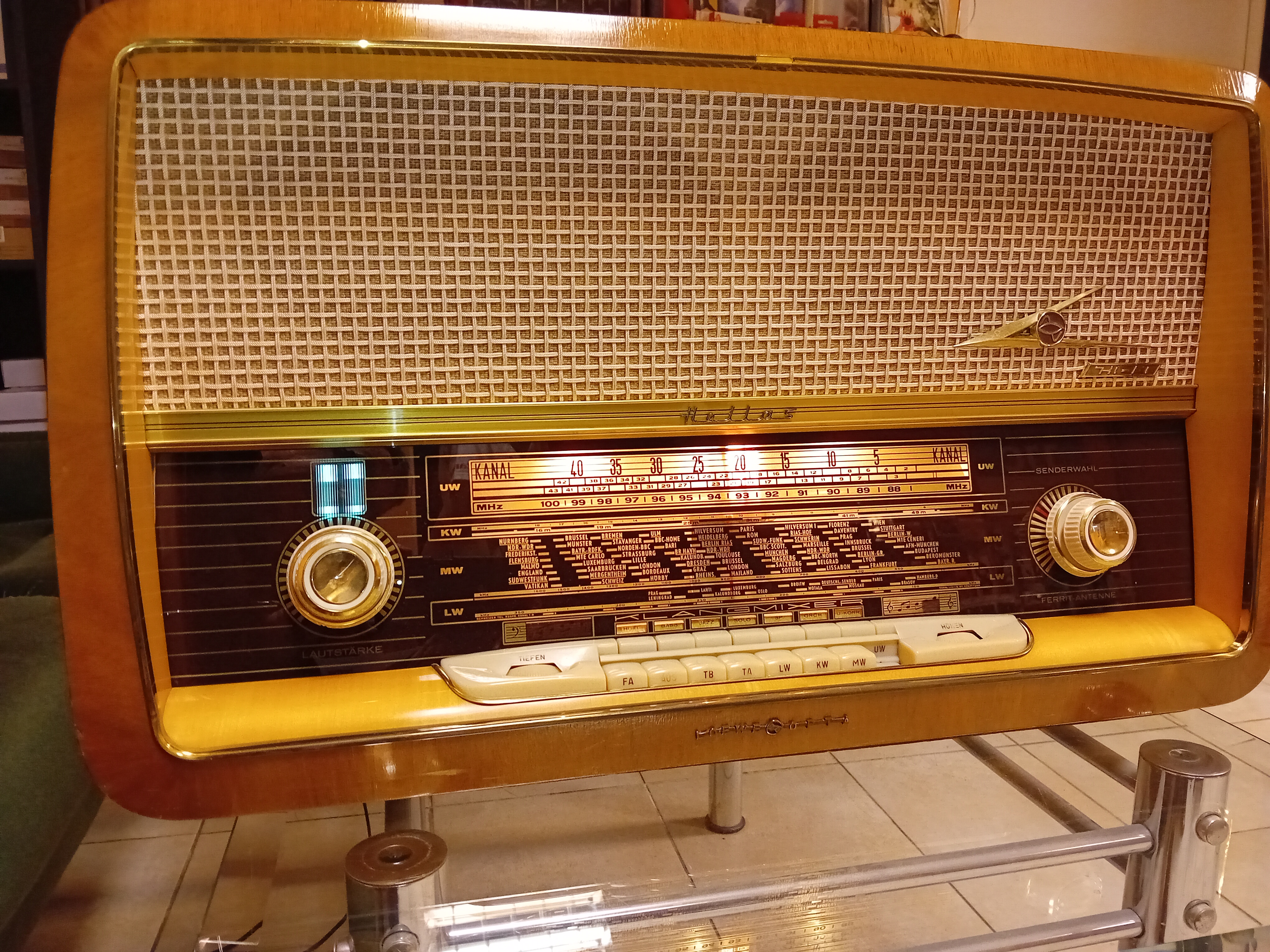 OLD-Radio